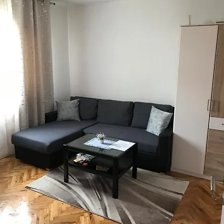 아파트 Apartman Andric Gračac