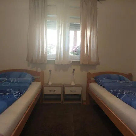 Apartman Andric * Gracac (Zadar)